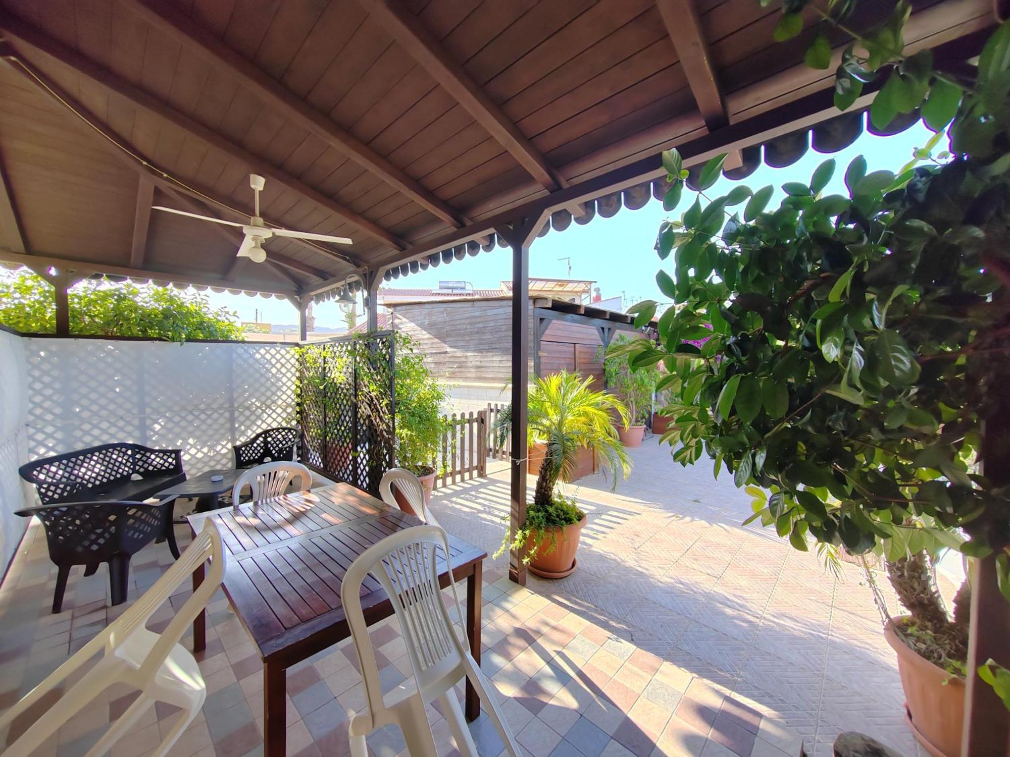Xenia Garden 2 Apartment อาโวลา ภายนอก รูปภาพ